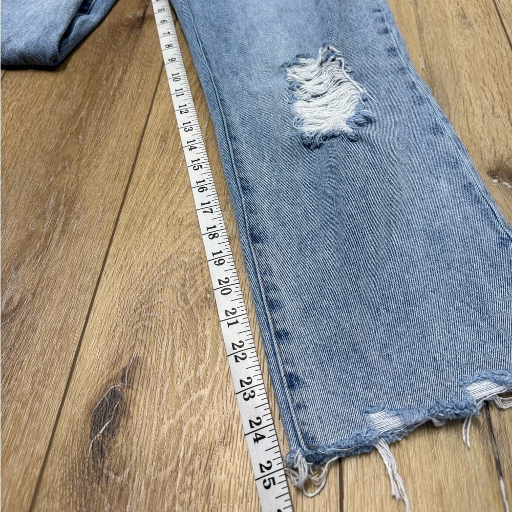 Joe’s Jeans Distressed Light Blue Women's Size 30 Raw Hem - Picture 7 of 12